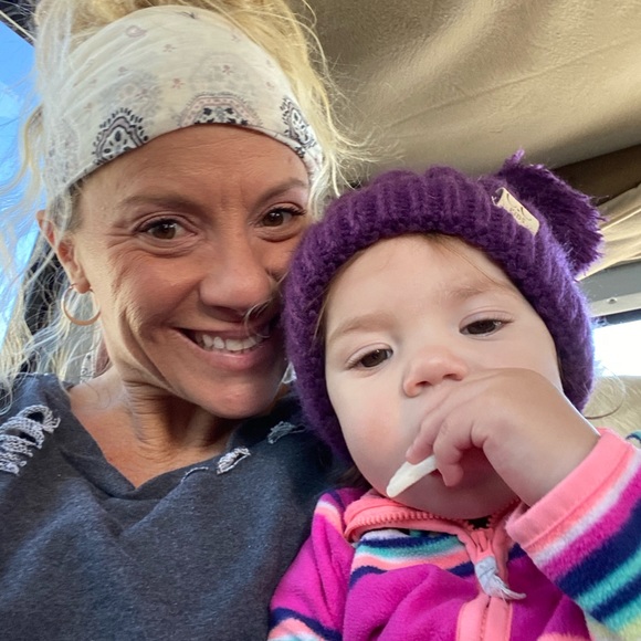 Meet your Posher, Julie - Picture 1 of 1